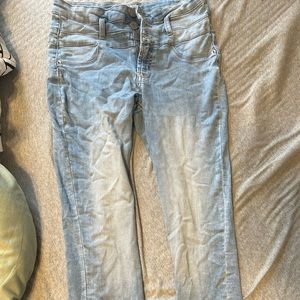 Mid rise skinny jeans